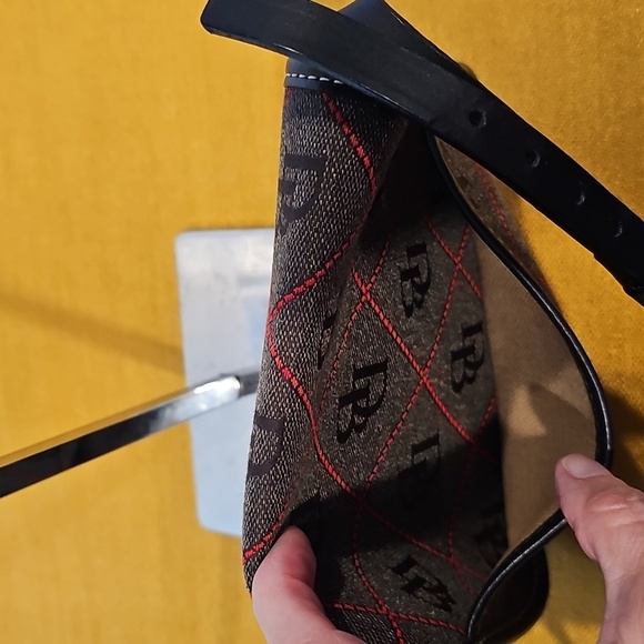 Dooney & Bourke Vintage/Y2K Small Signature Logo Canvas Shoulder Bag EUC - Picture 4 of 10